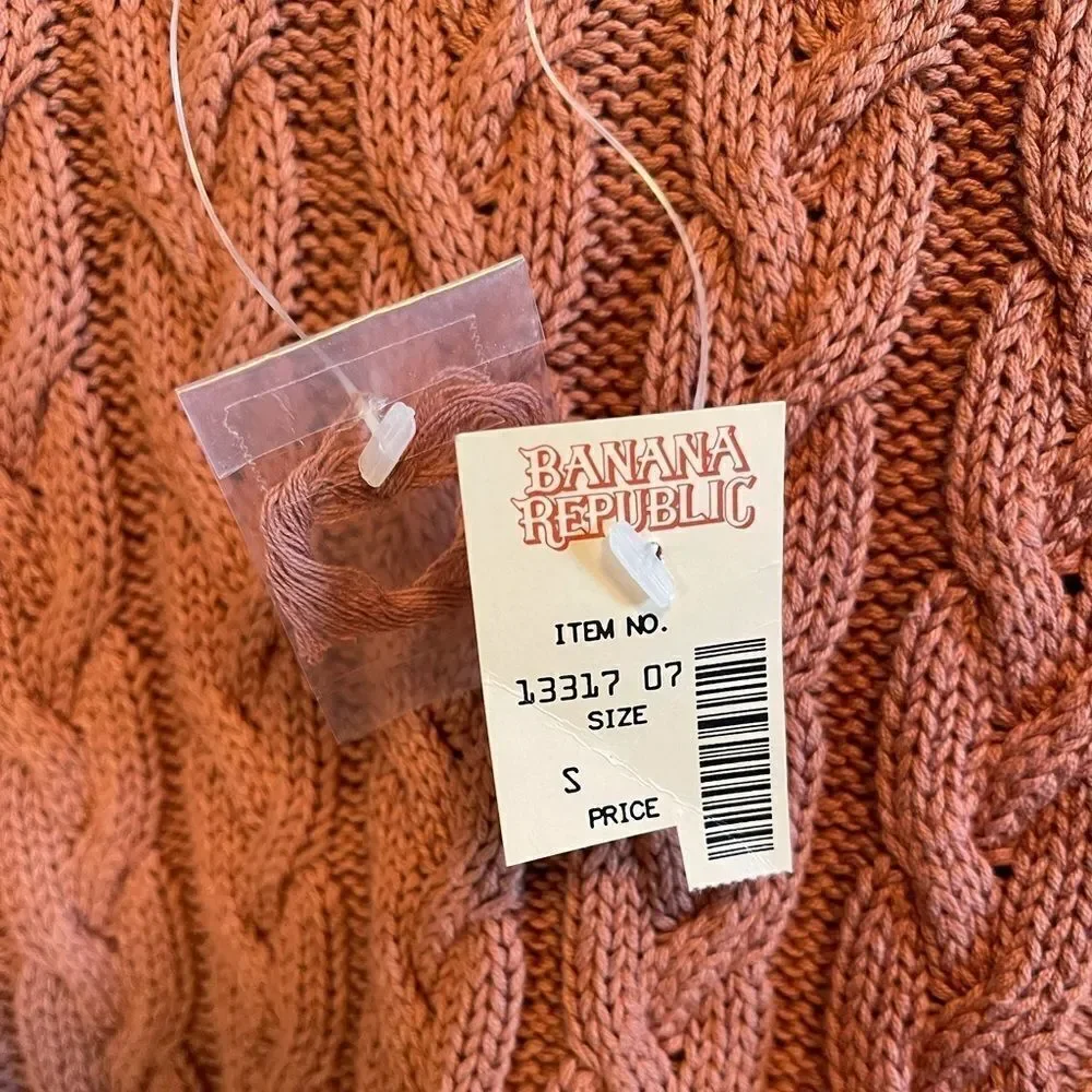 NWT Vintage men’s Banana Republic cotton sweater.  Sz S